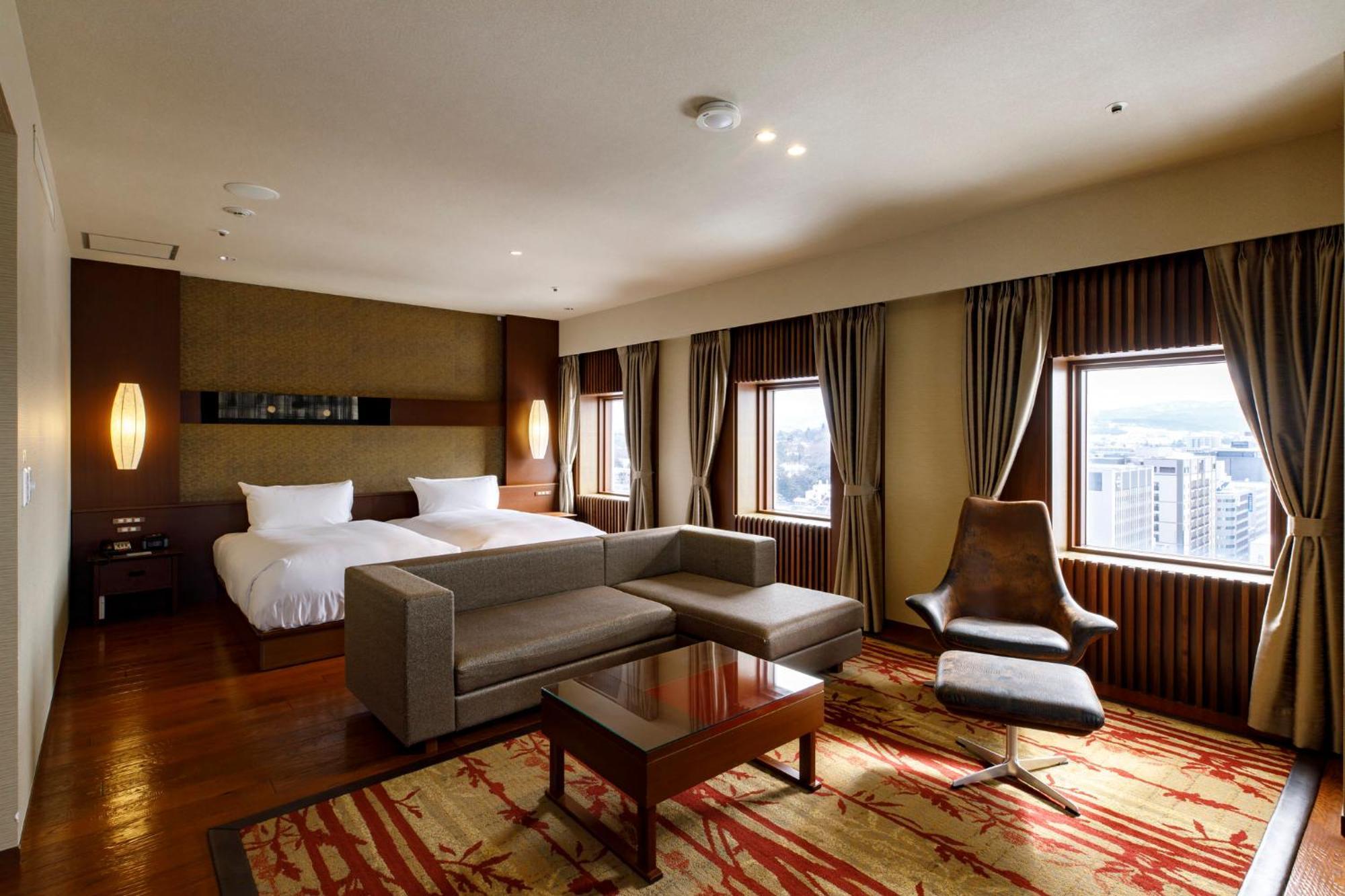 Ana Holiday Inn Kanazawa Sky By Ihg Exterior foto